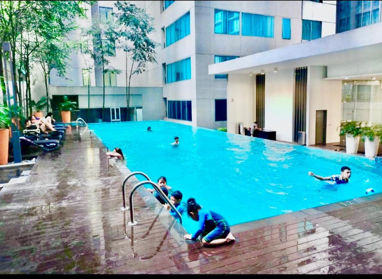 Summer Suites Klcc By Victorians Kuala Lumpur Exterior foto